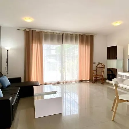 Moderno Con Piscina En - Roige Bahia